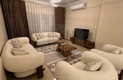 Apartment - 3 Bedrooms - 3 Bathrooms for rent in Wesal City - El Shorouk Compounds - Shorouk City - Cairo