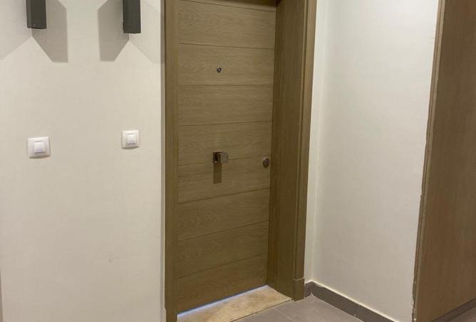 101203996 - Property Image 2