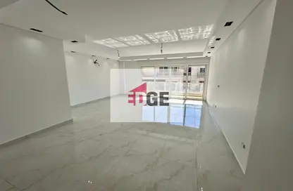 Apartment - 3 Bedrooms - 2 Bathrooms for sale in Mountain View iCity - 5th Settlement Compounds - The 5th Settlement - New Cairo City - Cairo Apartment - 3 Bedrooms - 2 Bathrooms for sale in Mountain View iCity - 5th Settlement Compounds - The 5th Settlement - New Cairo City - Cairo