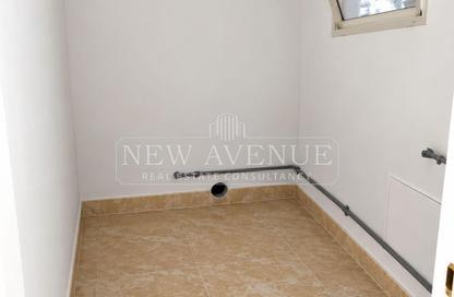 Shop - Studio - 1 for sale in Al Tayaran St. - Al Sharekat - Nasr City - Cairo