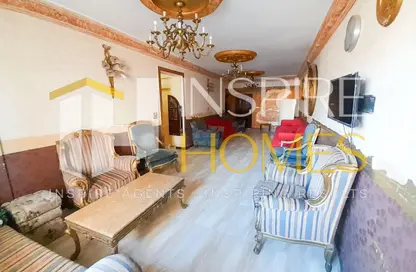 Apartment - 2 Bedrooms - 2 Bathrooms for sale in Smouha - Hay Sharq - Alexandria