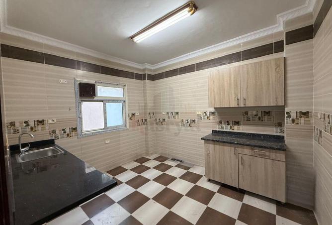 92408278 - Property Image 3