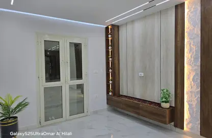 شقة - 3 غرف نوم - 2 حمامات للبيع في البوابة الرابعة - مينا - حدائق الاهرام - الجيزة