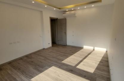 Apartment - 3 - 3 for rent in The Courtyards - Sheikh Zayed Compounds - Sheikh Zayed City - Giza