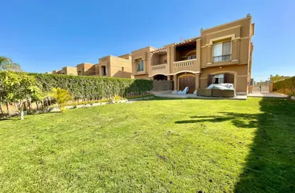 فيلا - 7 غرف نوم - 7 حمامات للبيع في رويال ميدوز - كمبوندات الشيخ زايد - الشيخ زايد - الجيزة