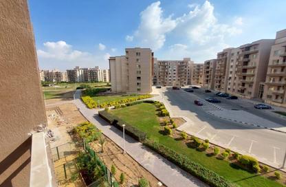 شقة - 3 غرف نوم - 2 حمامات للايجار في مدينة وصال - كمبوندات الشروق - مدينة الشروق - القاهرة