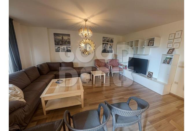 53226412 - Property Main Image