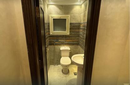 شقة - 3 غرف نوم - 3 حمامات للايجار في شارع المسجد الاقصي - المهندسين - الجيزة