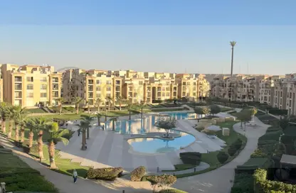 Apartment - 3 Bedrooms - 3 Bathrooms for sale in Stone Residence - 5th Settlement Compounds - The 5th Settlement - New Cairo City - Cairo