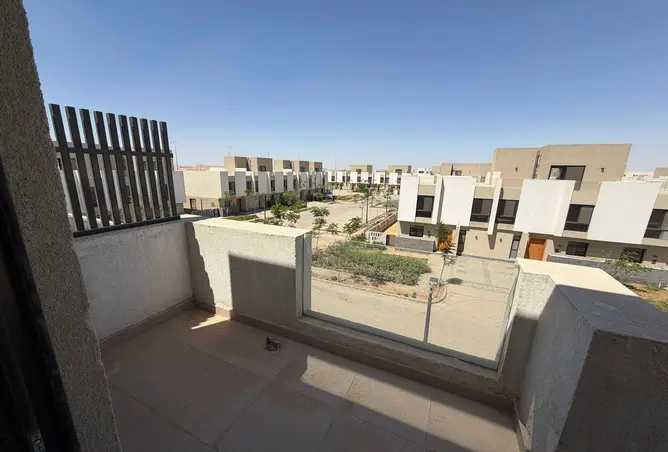 85598322 - Property Image 3