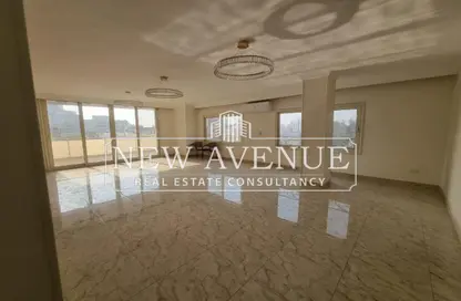 شقة - 5 غرف نوم - 3 حمامات للبيع في شارع البارون - الكوربة - مصر الجديدة - القاهرة