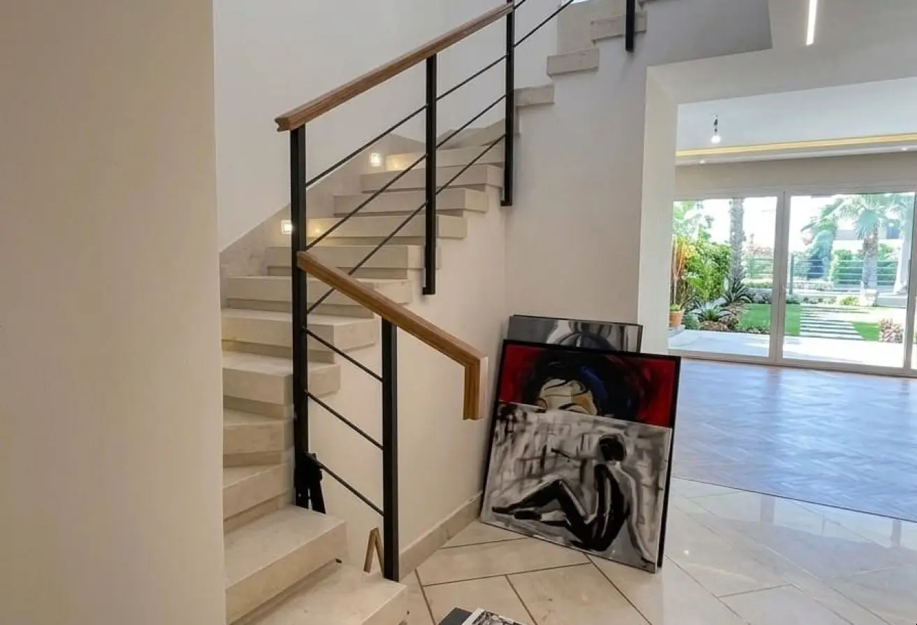 118297610 - Property Main Image