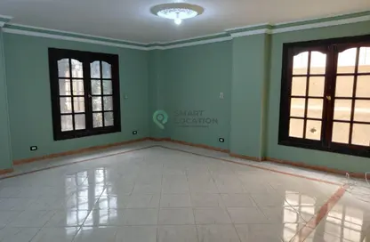 Apartment - 3 Bedrooms - 2 Bathrooms for rent in Street 28 - District 4 - The 5th Settlement - New Cairo City - Cairo