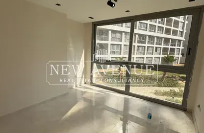 مساحات مكتبية - غرفة نوم - 1 حمام للبيع في وان قطامية - كمبوندات القطامية - القطامية - مدينة القاهرة الجديدة - القاهرة