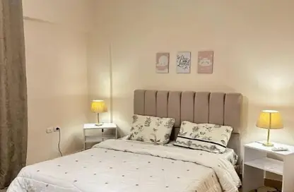 شقة - 2 غرف نوم - 2 حمامات للايجار في شارع يوسف السباعي - الرحاب المرحلة الأولى - الرحاب - مدينة القاهرة الجديدة - القاهرة