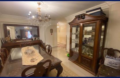Apartment - 3 Bedrooms - 2 Bathrooms for sale in Mahmoud Al Essawy St. - Miami - Hay Awal El Montazah - Alexandria