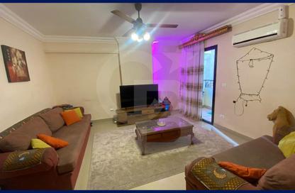 Apartment - 3 Bedrooms - 2 Bathrooms for sale in Mahmoud Al Essawy St. - Miami - Hay Awal El Montazah - Alexandria