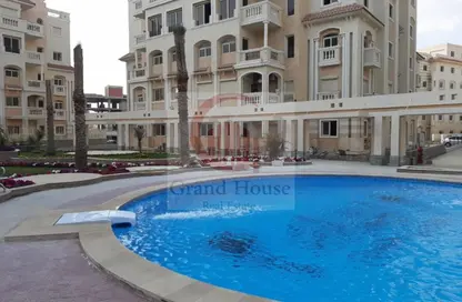 Apartment - 3 Bedrooms - 2 Bathrooms for rent in Leila - North Investors Area - New Cairo City - Cairo
