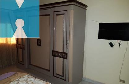 شقة - 3 غرف نوم - 2 حمامات للبيع في شارع أحمد عرابي - المهندسين - الجيزة