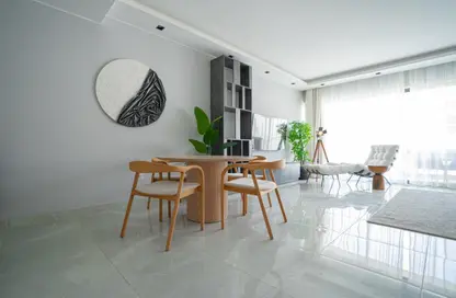 Apartment - 2 Bedrooms - 3 Bathrooms for rent in Lake View Residence - 5th Settlement Compounds - The 5th Settlement - New Cairo City - Cairo Apartment - 2 Bedrooms - 3 Bathrooms for rent in Lake View Residence - 5th Settlement Compounds - The 5th Settlement - New Cairo City - Cairo