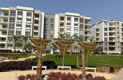 Apartment - 3 Bedrooms - 2 Bathrooms for sale in Hyde Park Central - The 6th Settlement - New Cairo City - Cairo