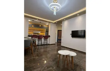 Apartment - 2 Bedrooms - 1 Bathroom for rent in Abou El Houl - New Cairo City - Cairo