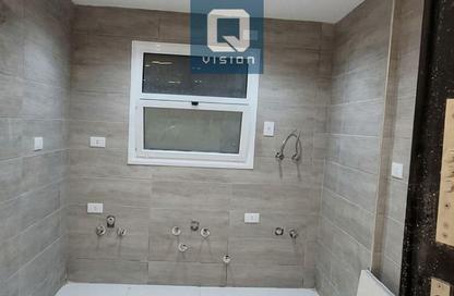 Apartment - 2 - 1 for sale in Zahraa Al Maadi St. - Degla - Hay El Maadi - Cairo