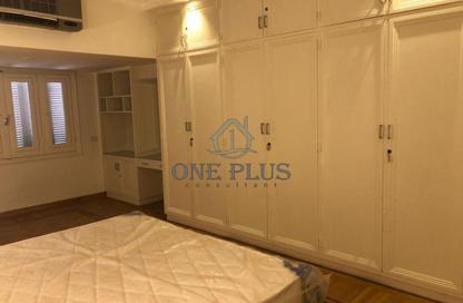 Apartment - 2 Bedrooms - 2 Bathrooms for rent in Garden City St. - Garden City - Cairo