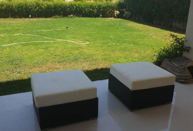98832033 - Property Image 2