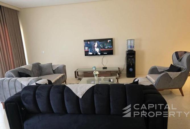 102069339 - Property Image 2