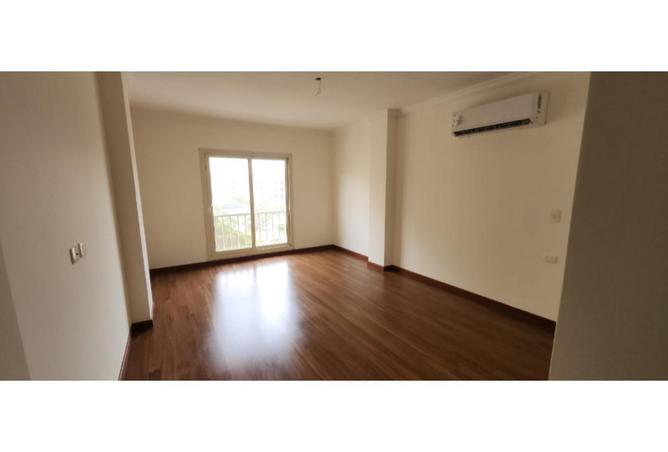 70360988 - صورة العقار 2