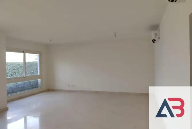 118791128 - Property Image 2