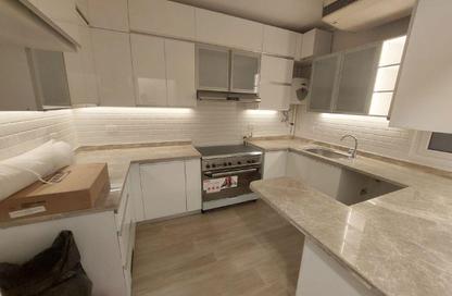 Apartment - 3 Bedrooms - 3 Bathrooms for sale in Sarayat Al Maadi - Hay El Maadi - Cairo