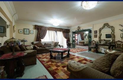 Apartment - 7 Bedrooms - 3 Bathrooms for sale in Ghazzah St. - Saba Basha - Hay Sharq - Alexandria