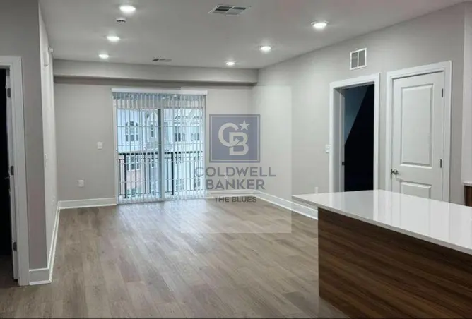 111598951 - Property Image 2