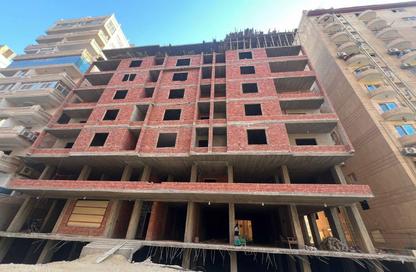 شقة - 3 غرف نوم - 2 حمامات للبيع في طريق المقطم القطاميه - الهضبة الوسطي - المقطم - القاهرة