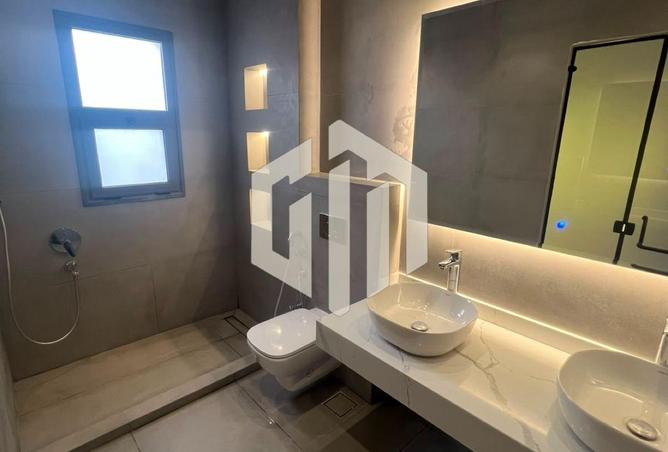 98004780 - Property Main Image