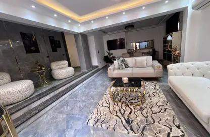 شقة - 2 غرف نوم - 2 حمامات للبيع في لازورد - الحي الثامن - الشيخ زايد - الجيزة