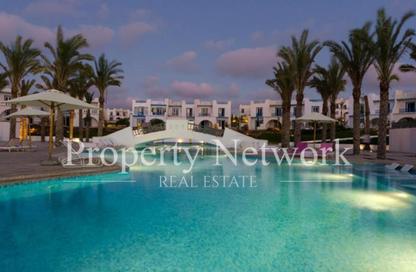 Chalet - 3 Bedrooms - 2 Bathrooms for sale in Mountain View - Ras Al Hekma - North Coast