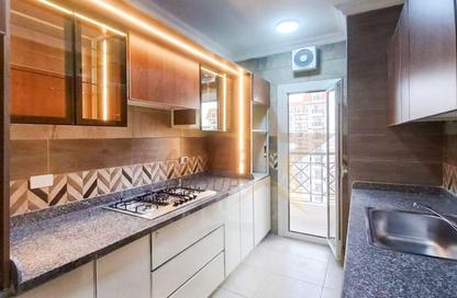 شقة - 3 غرف نوم - 3 حمامات للايجار في صوارى - كمبوندات الاسكندرية - الاسكندرية