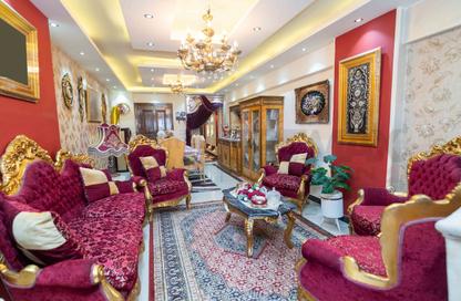 Apartment - 3 - 2 for sale in Al Farek Ismail Srhank St. - Laurent - Hay Sharq - Alexandria