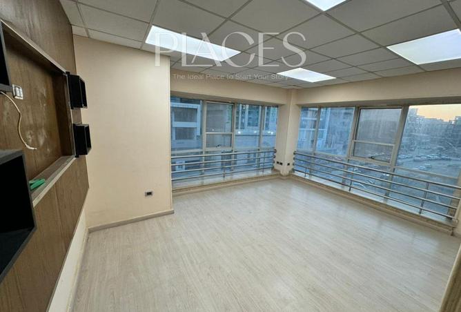 56747194 - Property Main Image