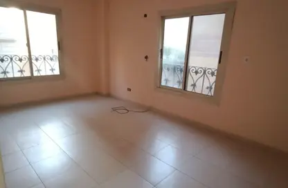 Apartment - 3 Bedrooms - 3 Bathrooms for sale in 10th District - Sheikh Zayed City - Giza
