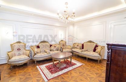 Apartment - 4 Bedrooms - 2 Bathrooms for sale in Sidi Beshr Mosque St. - Sidi Beshr - Hay Awal El Montazah - Alexandria