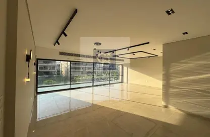 Apartment - 3 Bedrooms - 3 Bathrooms for sale in Moon Residences - Fifth Square - The 5th Settlement - New Cairo City - Cairo