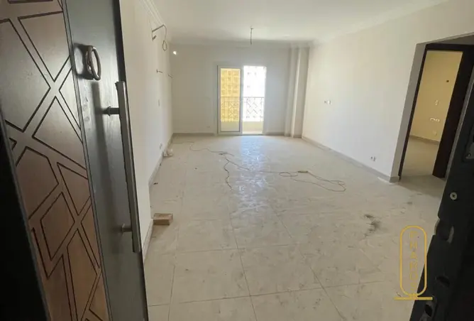 121142011 - Property Image 2