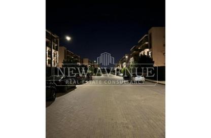 Apartment - 3 Bedrooms - 2 Bathrooms for sale in The Address East - 90 Street - The 5th Settlement - New Cairo City - Cairo
