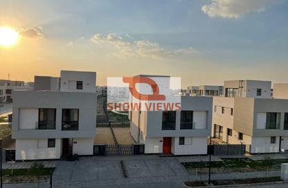 Villa - 3 Bedrooms - 5 Bathrooms for sale in Al Burouj Compound - El Shorouk Compounds - Shorouk City - Cairo