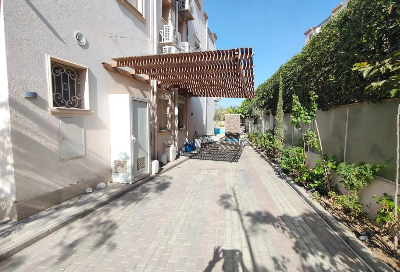 93804520 - الصورة الرئيسية للعقار