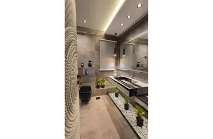 Duplex - 3 Bedrooms - 4 Bathrooms for rent in Uptown Cairo Road - Al Abageyah - El Khalifa - Cairo